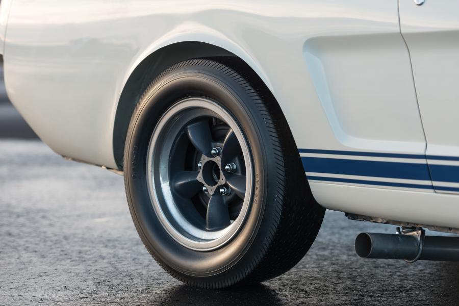 Колеса Shelby GT350R (5R213) 1965 года  (фото 29 из 29)